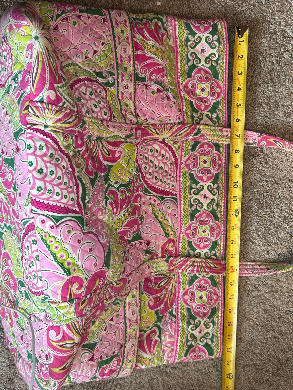 Vera Bradley Pinwheel pink utility  Quilted Tote - Picture 3 of 7